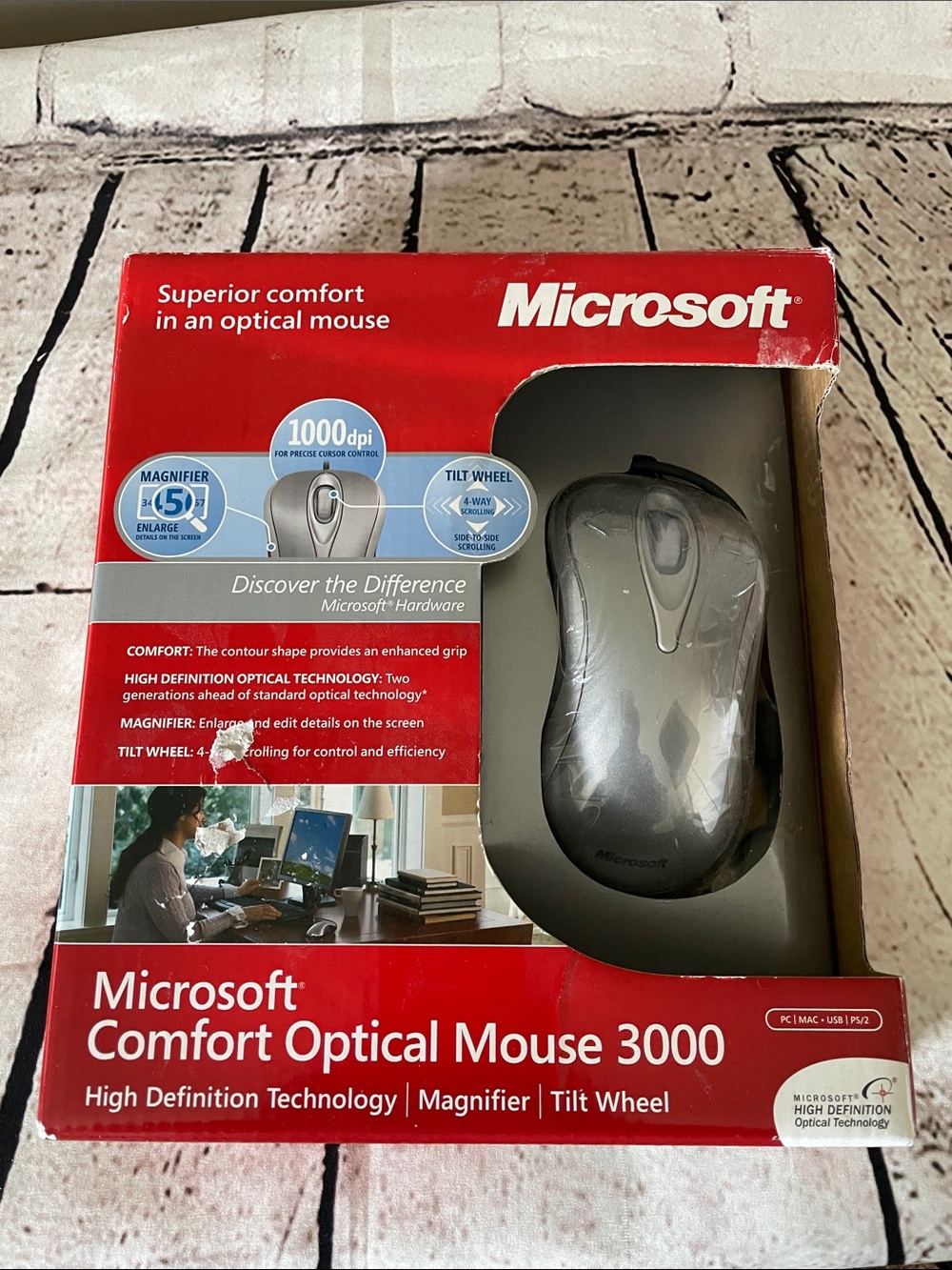 Microsoft Comfort Optical Mouse 3000 High Definition Technology Titl Wheel